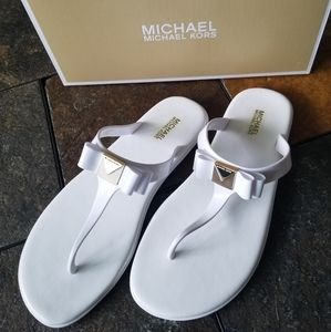 NWOT Mickael Kors sandals